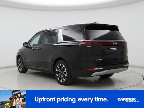 Black 2024 Kia Carnival EX