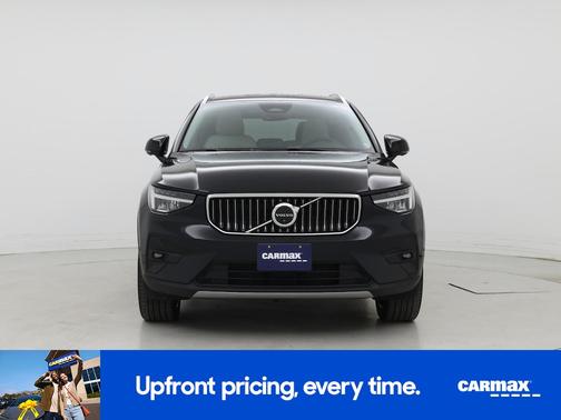 2023 Volvo XC40 B5 Plus Bright Theme