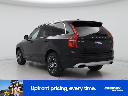 2020 Volvo XC90 T6 Momentum