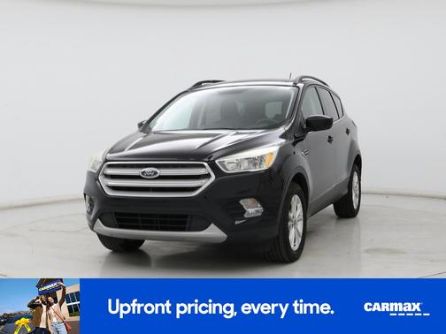 Black 2018 Ford Escape SE
