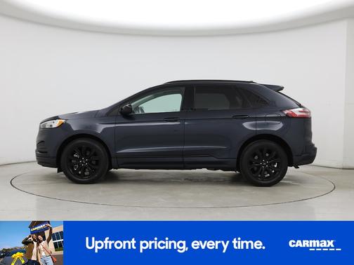 Blue 2022 Ford Edge SE