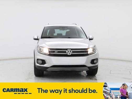 2016 Volkswagen Tiguan R-Line