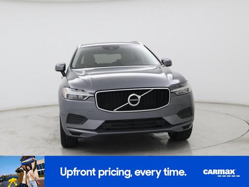 Gray 2020 Volvo XC60 T5 Momentum