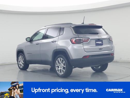 Silver 2022 Jeep Compass Latitude Lux