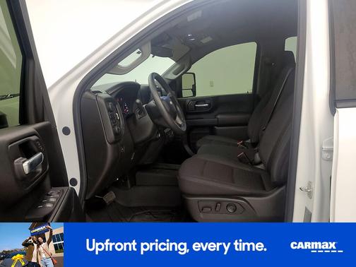 White 2024 Chevrolet Silverado 2500 Custom