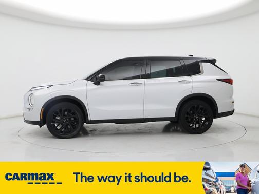 2023 Mitsubishi Outlander SEL Black Edition