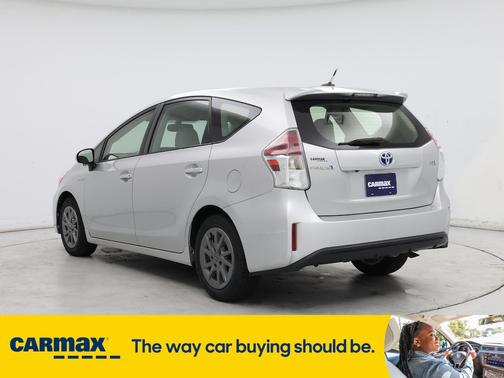 2015 Toyota Prius v Four