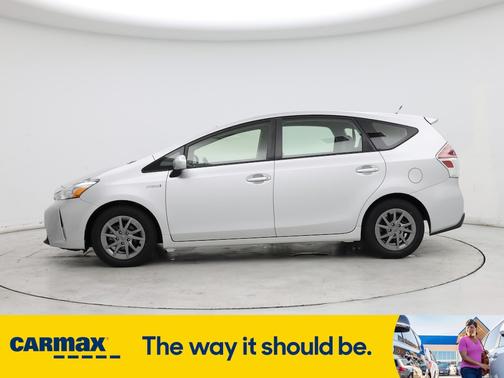2015 Toyota Prius v Four