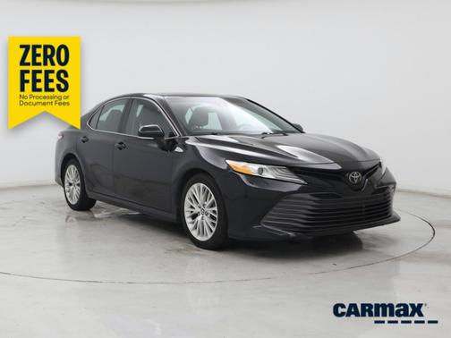 Black 2019 Toyota Camry XLE