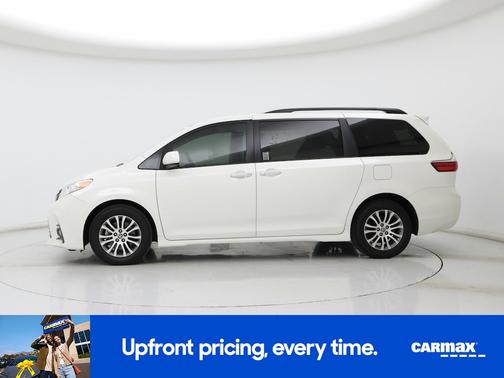 2020 Toyota Sienna XLE