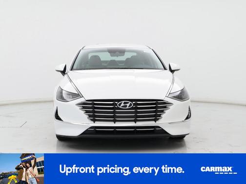 2022 Hyundai SONATA SE