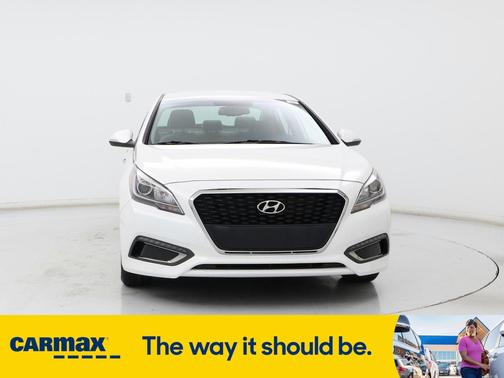 2016 Hyundai SONATA Hybrid SE