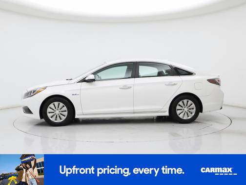 2016 Hyundai SONATA Hybrid SE