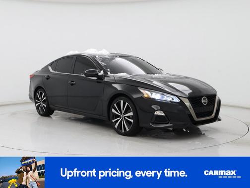 2022 Nissan Altima SR