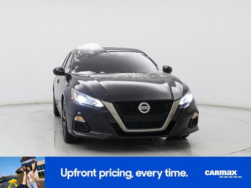 2022 Nissan Altima SR