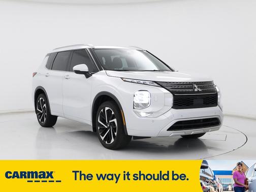 2023 Mitsubishi Outlander SEL