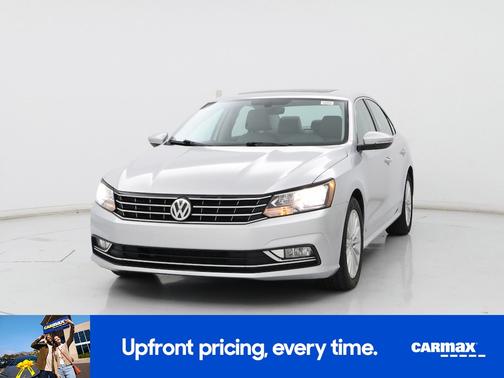 2016 Volkswagen Passat SE