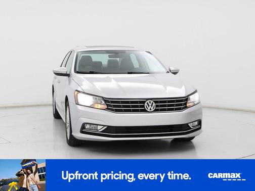 2016 Volkswagen Passat SE