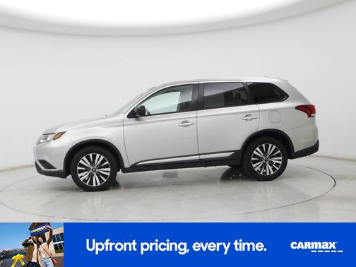 Silver 2019 Mitsubishi Outlander ES