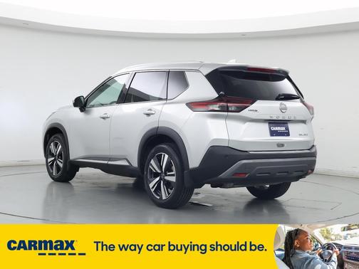 2022 Nissan Rogue SL
