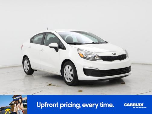 White 2016 Kia Rio LX