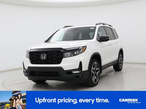 White 2023 Honda Passport Elite