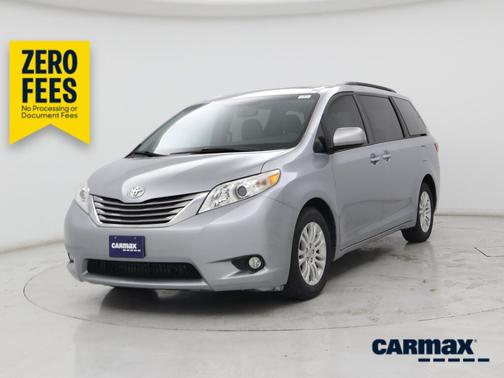 Gray 2017 Toyota Sienna XLE