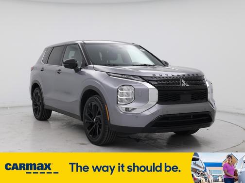 2022 Mitsubishi Outlander Black Edition