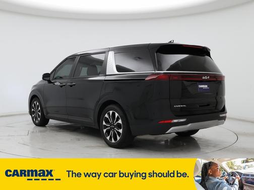 2024 Kia Carnival EX