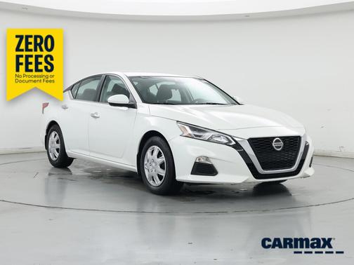 White 2021 Nissan Altima S