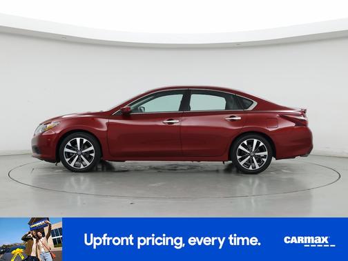Red 2017 Nissan Altima SR