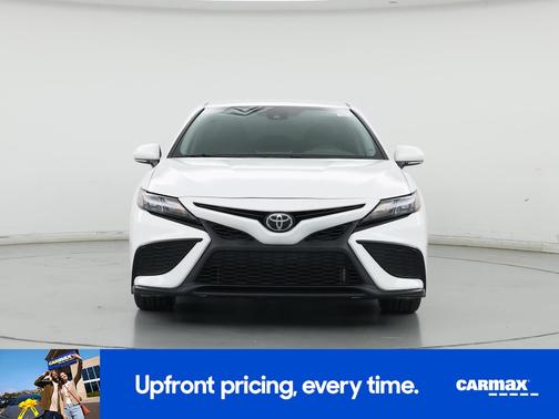 White 2023 Toyota Camry SE