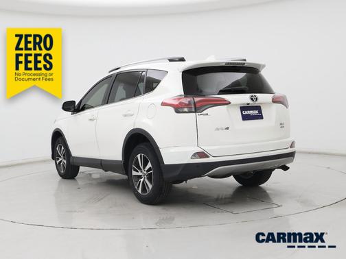 White 2018 Toyota RAV4 XLE