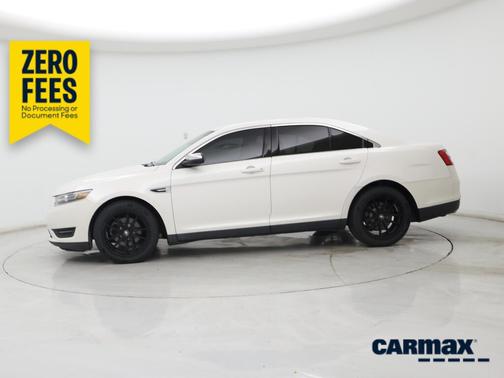 White 2018 Ford Taurus Limited