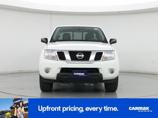 White 2017 Nissan Frontier SV