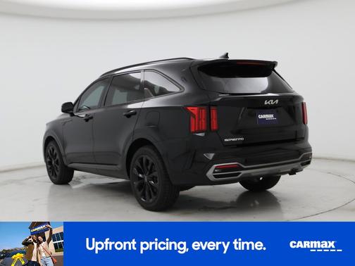 Black 2023 Kia Sorento SX