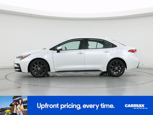 White 2025 Toyota Corolla SE