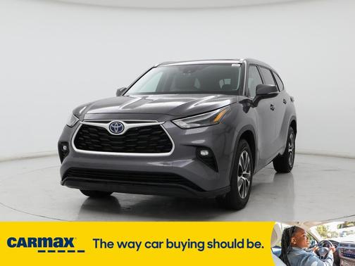 2022 Toyota Highlander Hybrid XLE