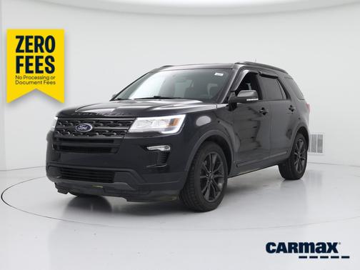 Black 2018 Ford Explorer XLT