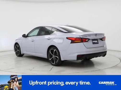 Gray 2023 Nissan Altima SR