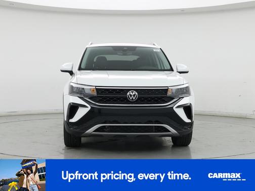 White 2023 Volkswagen Taos SE