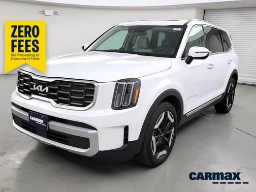 White 2025 Kia Telluride S