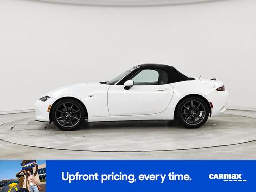 White 2016 Mazda MX-5 Miata Grand Touring