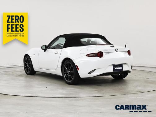 White 2016 Mazda MX-5 Miata Grand Touring