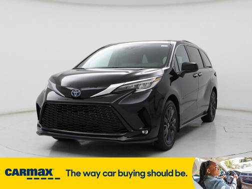 2022 Toyota Sienna XSE