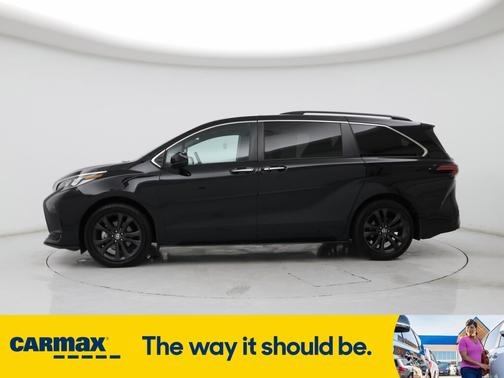 2022 Toyota Sienna XSE