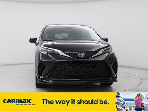 2022 Toyota Sienna XSE