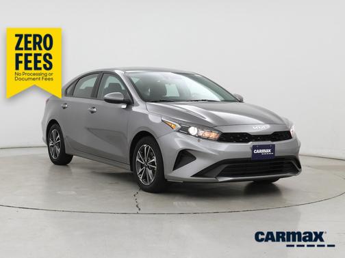 Gray 2024 Kia Forte LXS