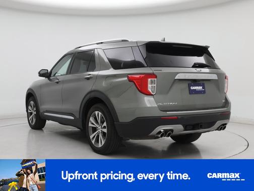 Green 2020 Ford Explorer Platinum