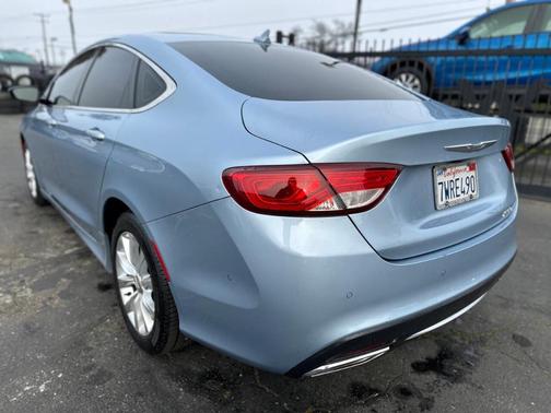 2015 Chrysler 200 C